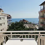 Vienni Апарт-отель 3*