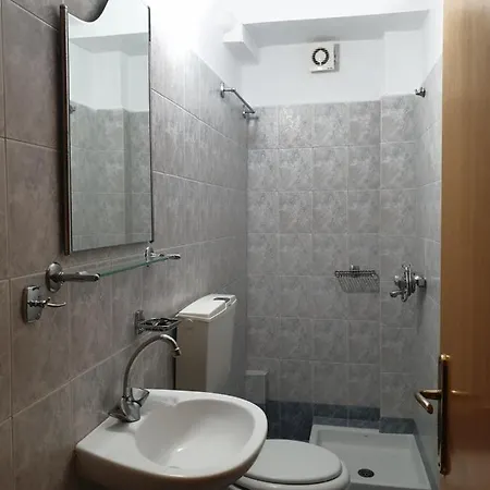 Apart-hotel Vienni 3*